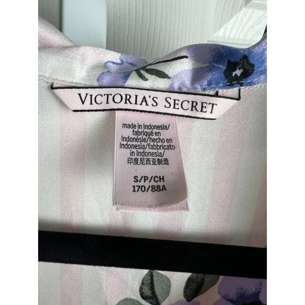 Victoria’s Secret Pink‎ Stripe Floral Satin Pajama Top S